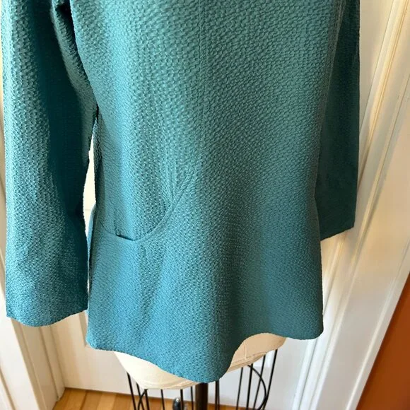 Habitat Tunic - Picture 3 of 6